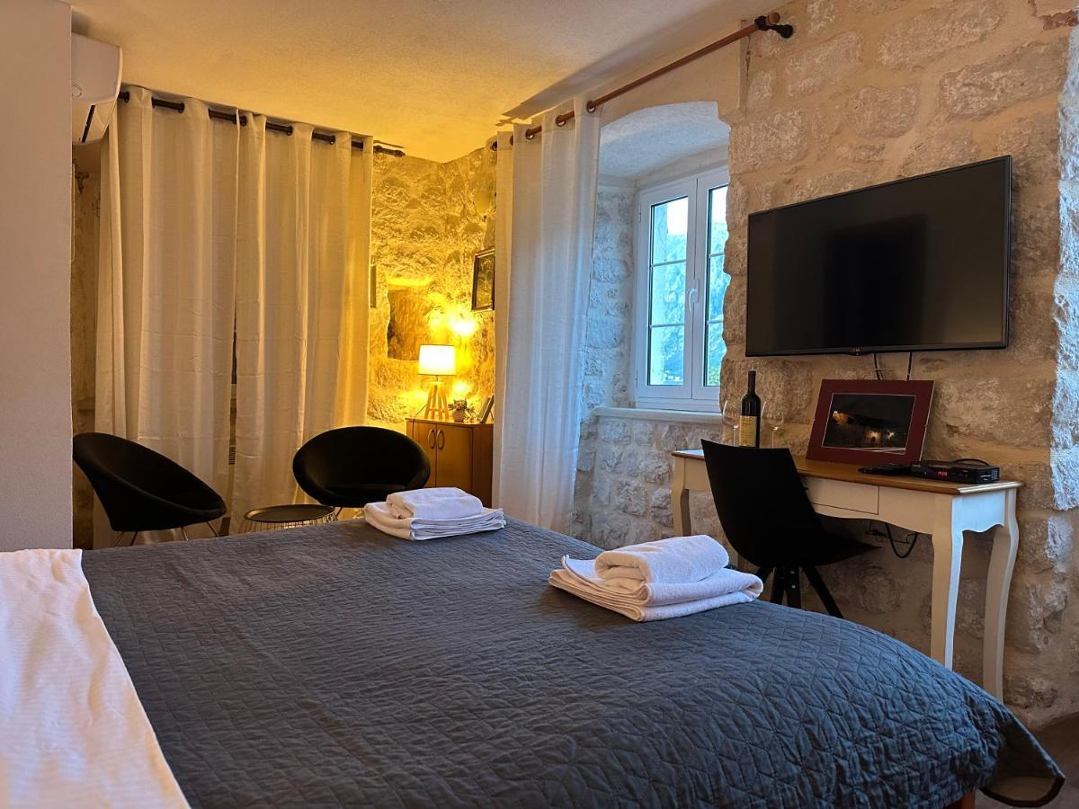 Villaoldmariner Prčanj Екстериор снимка