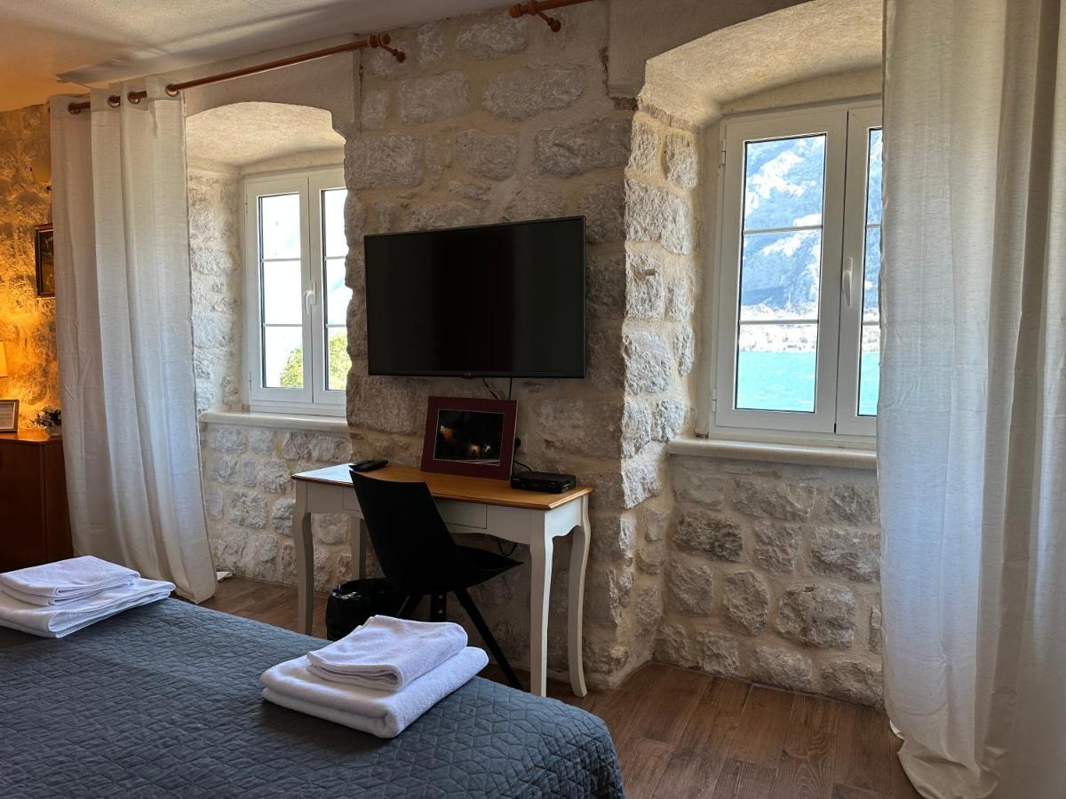 Villaoldmariner Prčanj Екстериор снимка